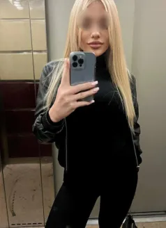  Надя, 27, 